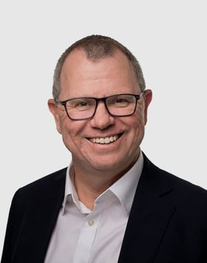 Craig-Edwards-2-370x470