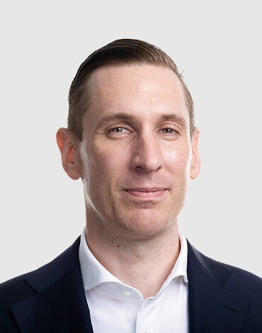 Lucas-Tarnawski-image-370x470